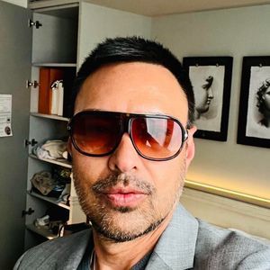 Meet your Posher, Felipe